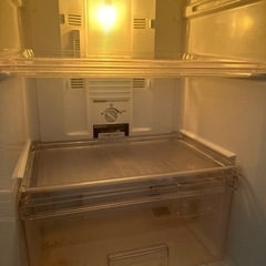 【無料】5月30日午前中引き取りに来てくださる方希望2008年製256ℓ三菱ノンフロン冷凍冷蔵庫の画像