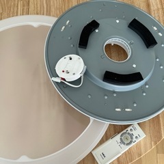 NEC シーリングライト　LED照明器具　リモコンありの画像