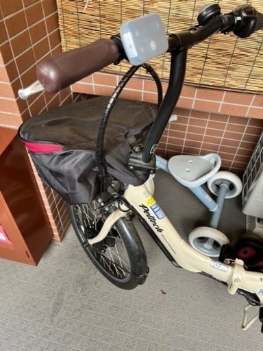 自転車 電動折りたたみアシスト自転車