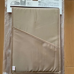 【無料】FILAサンバイザー、2970円相当新品タブレットケース、巾着の画像