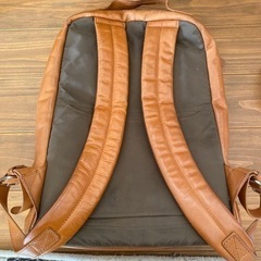 靴/バッグ バッグ リュックサック　牛革の画像