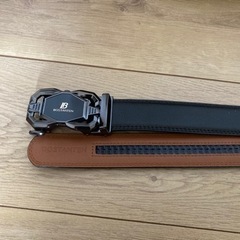 紳士用革ベルトの画像