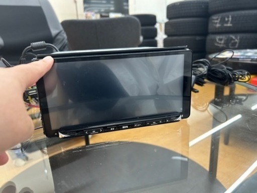 【取引者決定済み】カーナビ７インチワイド/ADDZEST/Clarion  MAX676W