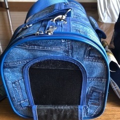 【終わりました】小型犬用　キャリーケース