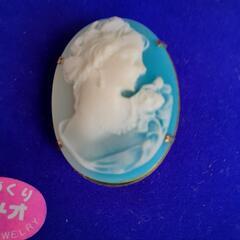 カメオブローチの画像