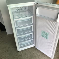 2010年式 121L 三菱 冷凍庫 MF-U12N-W 2010年式 121L 三菱 冷凍庫 MF-U12N-W - メルカリ