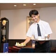 【喫茶室ルノアール　新宿大ガード店】◎開店7時30分から閉店22時00分まで◎朝・夜に勤務できる方大募集！落ち着いた雰囲気漂う≪喫茶室ルノアール≫で働こう♪の画像