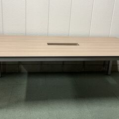 2台あり 大型 会議テーブル パソコンテーブル 事務机 会社 事務所 幅210cm×奥行100cm×高さ72cm 