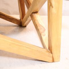 WTW(ダブルティー)で取り扱われているMARVERICKS(マーベリックス)コーヒーテーブル。アルミ天板と天然木の異素材の組み合わせが西海岸の潮風を感じさせるローテーブル。サーフスタイルにピッタリ♪の画像