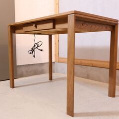 karimoku(カリモク家具)のSS3936 ユーティリティ オーク材 パーソナルデスク/引出し付です。スッキリとしたスマートなデザインはリビングなどの事務机や学習机におススメです♪在宅ワーク用に！の画像