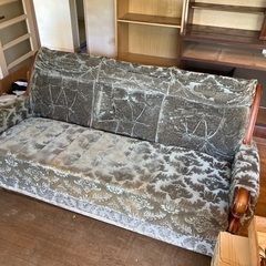 5人よう！特大ソファー！三人掛けと一人掛け二つ！の画像