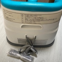 ingenuity Baby Base ブルー　ベビーチェア　バンボの画像