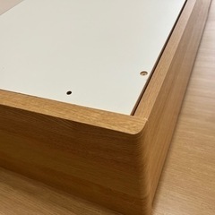 ダブルベッドフレーム　コンセント　収納付きの画像