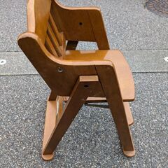 幼児用ダイニングチェアの画像