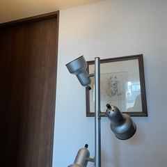 フロアスタンドライト　　の画像