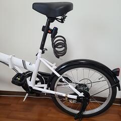 折りたたみ自転車の画像