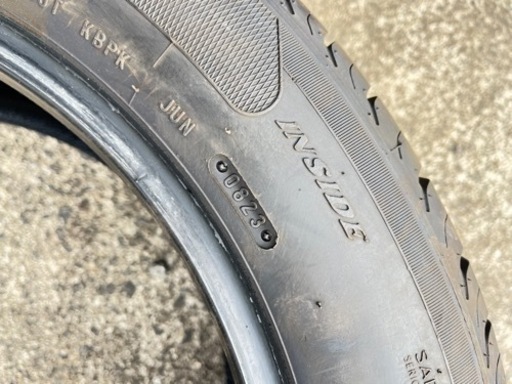  新古品タイヤ　 4本　245/50ZR18  