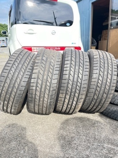 新古品タイヤ　 4本　245/50ZR18