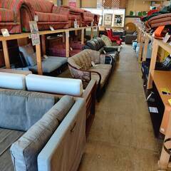 【愛品倶楽部柏店】Cassina/カッシーナ interdecor 前脚キャスター付ワイド3人掛けソファ の画像