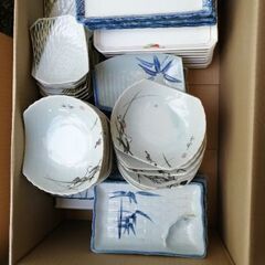 和皿、松花堂弁当たくさんありますの画像