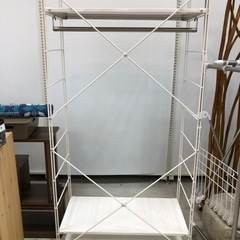 取りに来れる方限定！ハイタイプのハンガーラックです！の画像