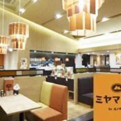 【ミヤマ珈琲　草加清門町店】カフェスタッフ≪未経験・主婦（夫）・学生・フリーター大歓迎！≫プライベートとの両立◎接客好き歓迎★コミュニティが生まれるカフェでアルバイト♪の画像
