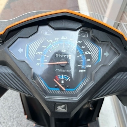 2723.自賠責8年4月まで　新型ディオ110 大柄でカッコいい一台　千葉県柏市　即日配送、自走引き取りも可能