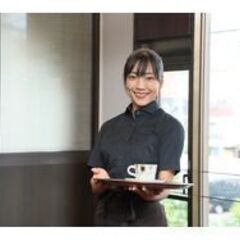 【カフェ・ルノアール　新宿京王モール店】カフェスタッフ≪未経験OK！土日遅番出来る方大歓迎！≫メリット充実♪レトロで心地よいお店☆初めてのCafeバイトOK！駅近で便利☆の画像