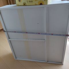 収納棚の画像