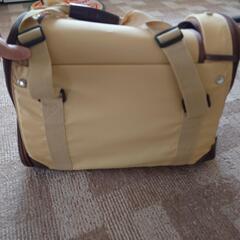 キャリーバッグ 犬猫用 リュックサックの画像