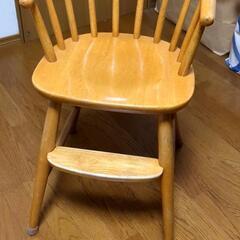 お話中　キッズ　ハイチェアの画像