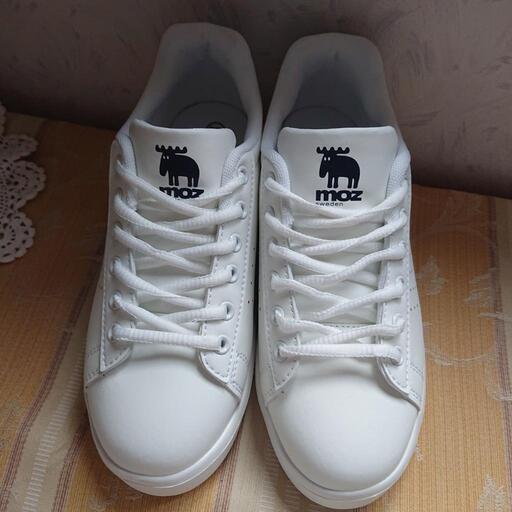 moz 軽量スニーカー22.5～23.0✨新品