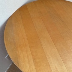 ★【まだまだ使えます‼️】コンパクト円形ダイニングテーブルセット（2点セット）の画像