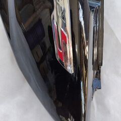 マジェスティS 左サイドカウル 【割れ無しの中古品】