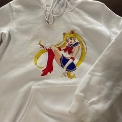 セーラームーン パーカー