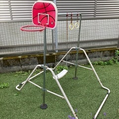 【屋外ブランコ・鉄棒】2年使用【懸垂】の画像