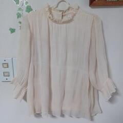 レディース　トップスの画像