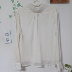 レディース　トップスの画像