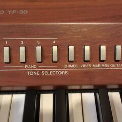 電子ピアノの画像