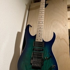RG370AHMZ Blue Moon Burst と