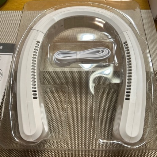 新品　ネックファン　ホワイト