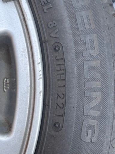 車のパーツ タイヤ、ホイール