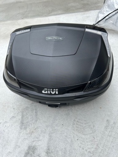 GIVI リアボックス　47L