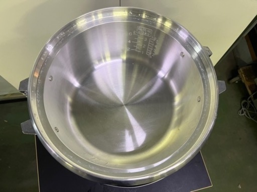 美品  リンナイガス炊飯器 6L