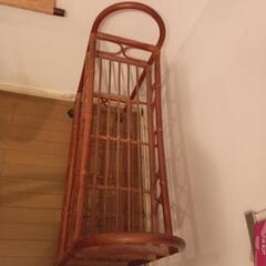 家具 ラタン棚の画像