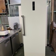 NewJeans CokeSTUDIO パーカー (黒) XL