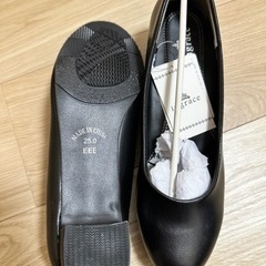 【未使用】タグ付き新品パンプスの画像