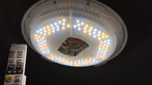 照明 LEDシーリングライト12 アイリスオーヤマ 2018年製【多機能リモコン付き】大阪市内 配達無料  保管場所での引き取りは値引きします