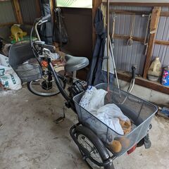 無料　電動三輪車と二輪自転車