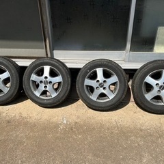 車のパーツ タイヤ、ホイール